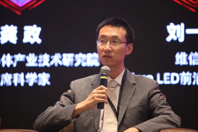 哪一种巨量转移方案会尽快胜出？这四位行家给出了答案