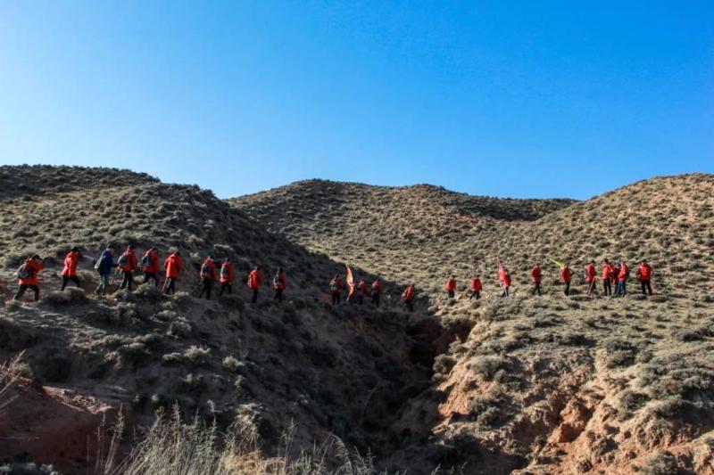 大漠星辰，与你同征 ——2019乾照光电“同袍一芯”戈壁徒步挑战赛圆满落幕